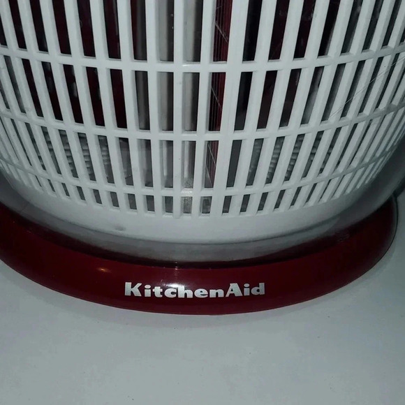 KitchenAid Salad Spinner Fruit Cleaner Mixer RED Complete w 3 Dividers & Cap - Picture 5 of 6